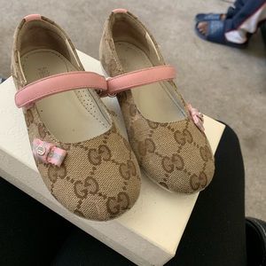 Gucci Mary Jane size 26 (10c) with matching belt